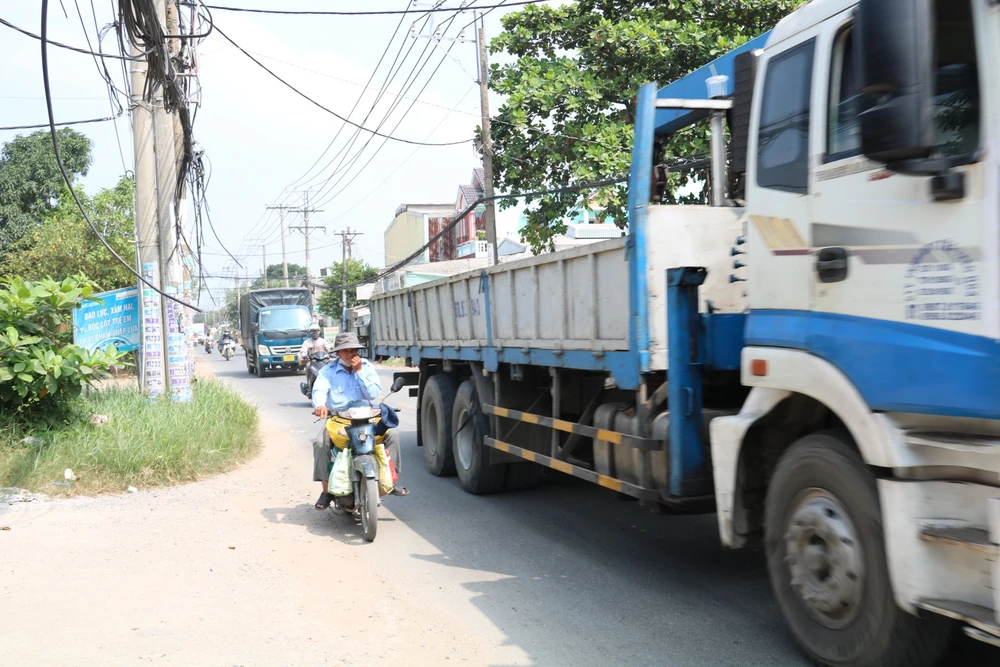 Hiện trạng đường Vĩnh Lộc, huyện Bình Chánh sắp được đầu tư hơn 4 nghìn tỉ để mở rộng