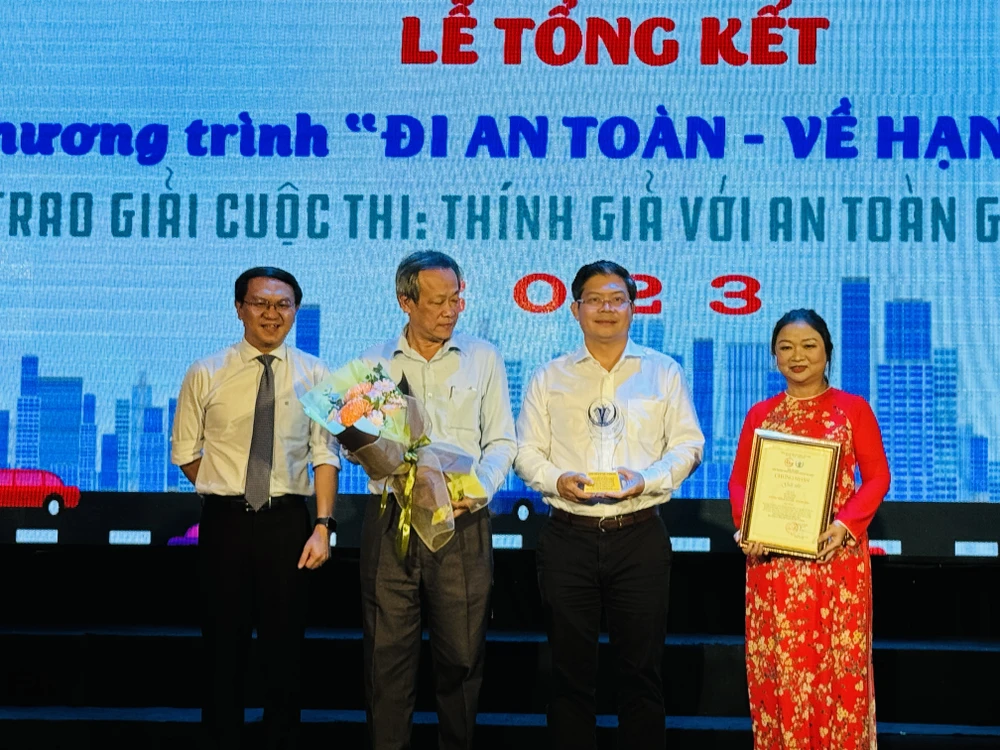 đi an toàn - về hạnh phúc