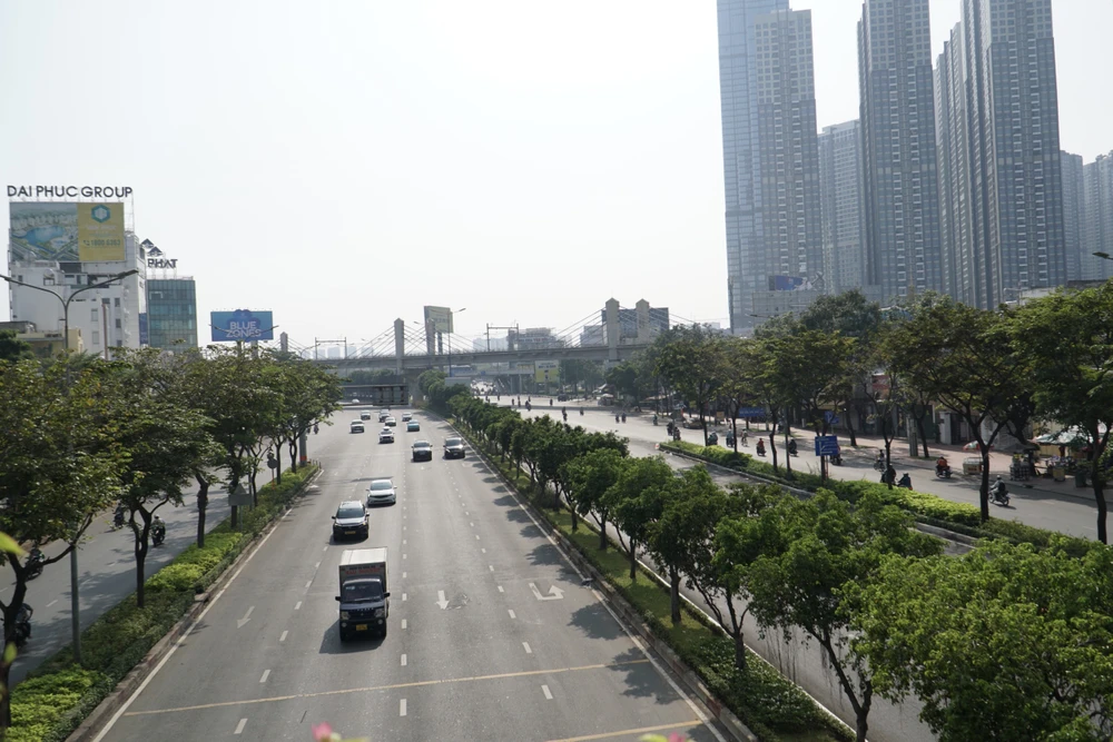 Đường sá thông thoáng vào ngày đầu năm mới.