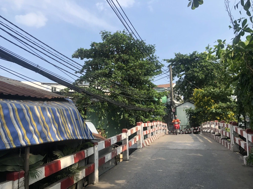 mở rộng cầu hẻm ở quận 7