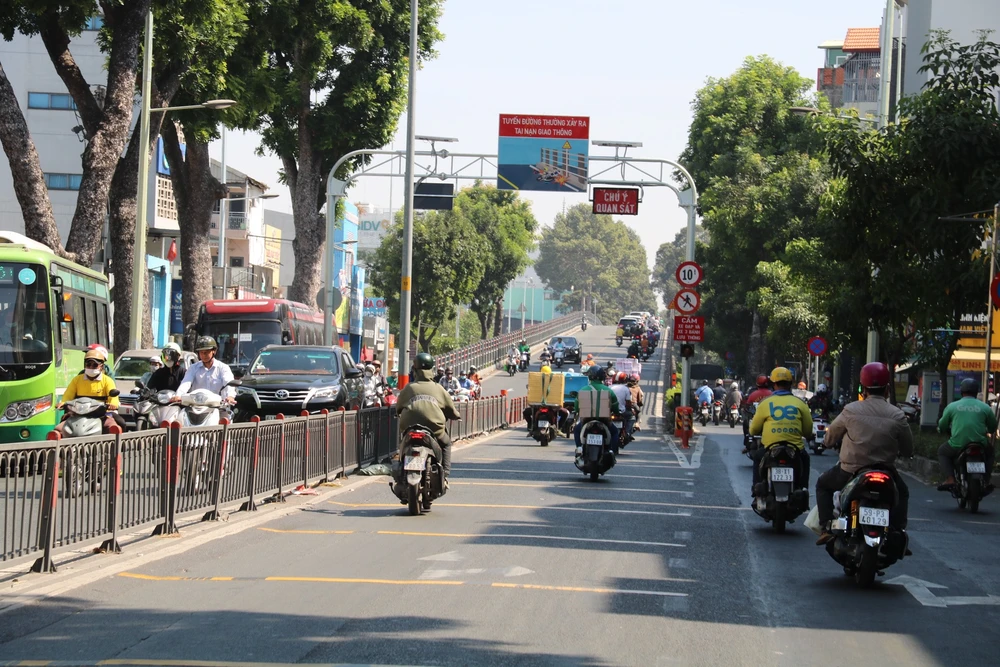 diem-den-tai-nan-giao-thong-28.jpg