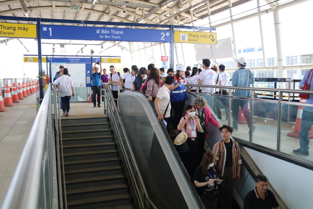 chạy thử metro số 1