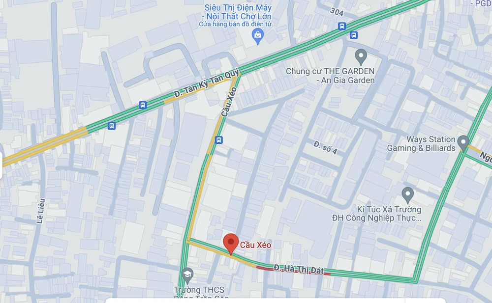 Cấm ô tô lưu thông trên đường Cầu Xéo