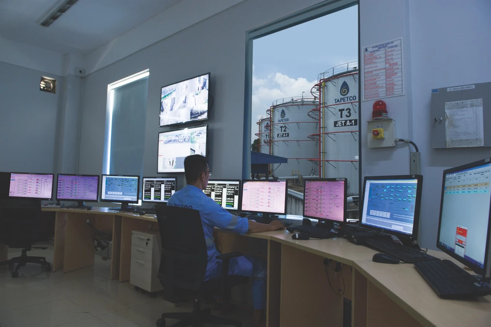 Nhiên liệu hàng không máy bay ở Việt Nam