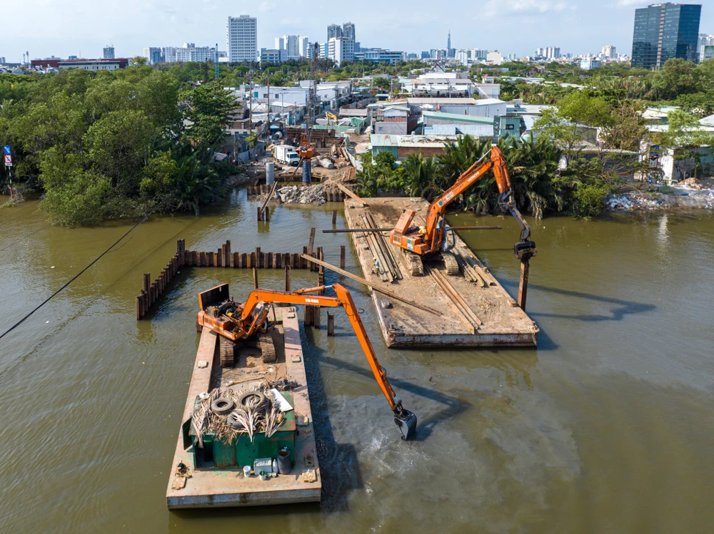 cầu Rạch Đỉa, huyện Nhà Bè sắp về đích