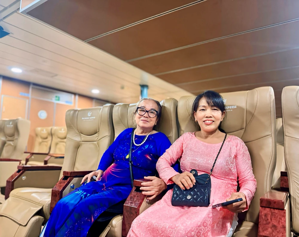 Tàu cao tốc TP.HCM - Côn Đảo