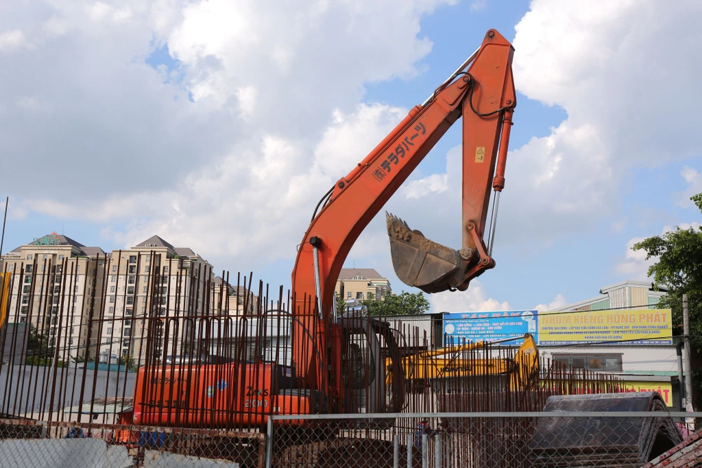 thông xe cầu Nam Lý vào tháng 9