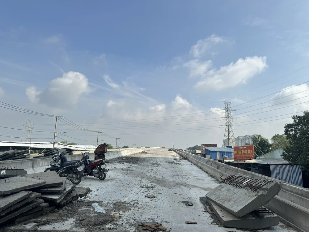 Phó Chủ tịch Bùi Xuân Cường đôn đốc loạt dự án trọng điểm ở TP Thủ Đức