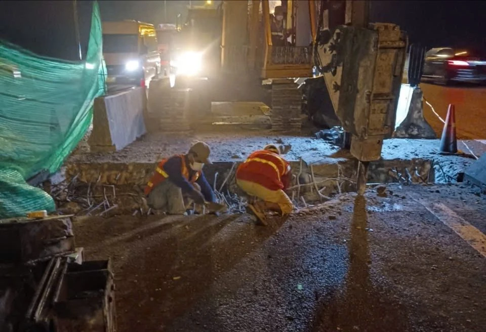 Công trình thi công xuyên đêm..