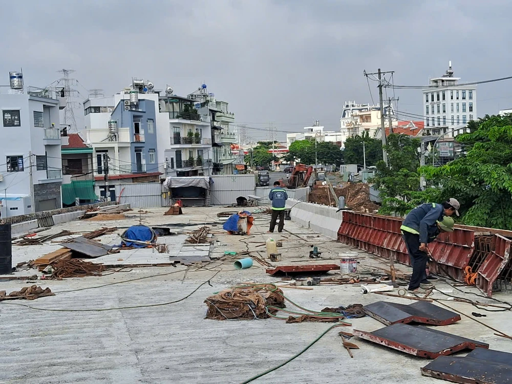 thông xe cầu Phước Long, huyện Nhà Bè