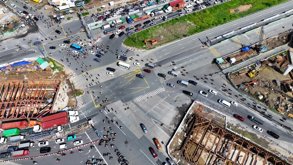 Hiện chủ đầu tư đang bám sát tiến độ dự án xây dựng nút giao An Phú