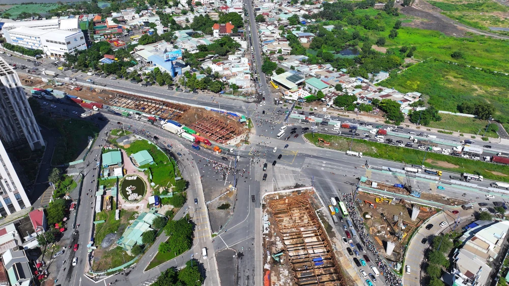 Năm 2025 là năm bản lề để hoàn thiện bộ khung hạ tầng giao thông