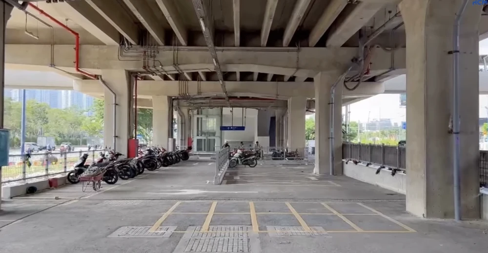 Nhiều hạng mục của tuyến metro số 1 đang được hoàn thiện.