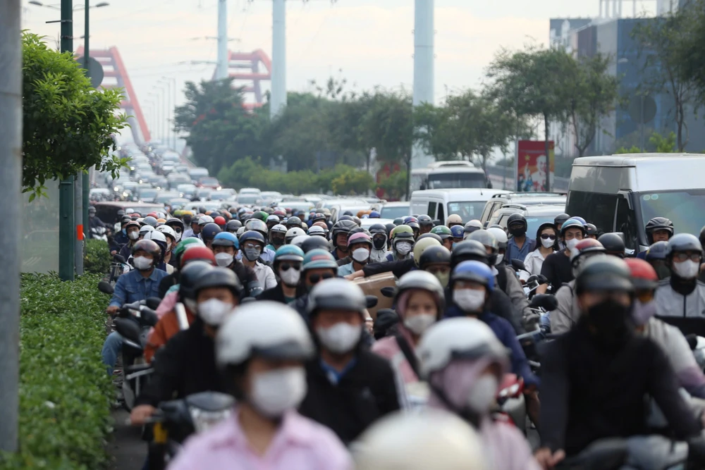 TP.HCM đưa ra loạt giải pháp kéo giảm ùn ứ trên toàn TP