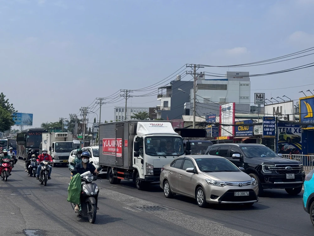 Dự án Quốc lộ 13, TP Thủ Đức gặp khó khăn trong giải ngân vốn đầu tư công