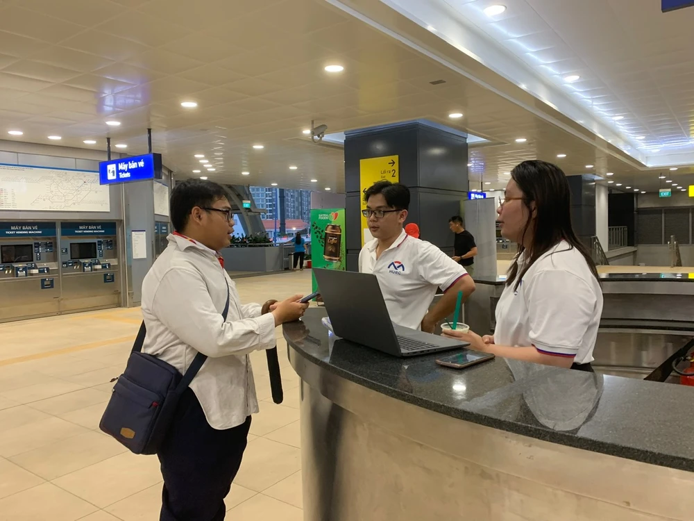 tuyến metro số 1, đơn vị vận hành chính thức hướng dẫn các chính sách miễn giảm giá vé khi đi tàu.