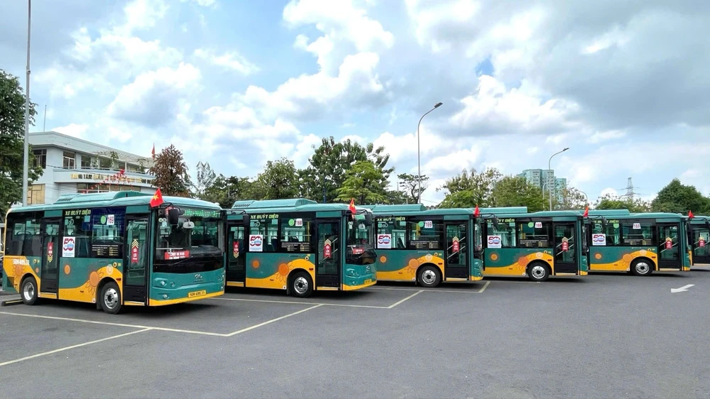 miễn phí đi xe buýt ở TP.HCM