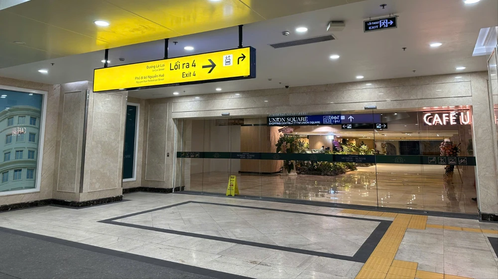 Hàng loạt ga ngầm metro số 1 kết nối với trung tâm thương mại