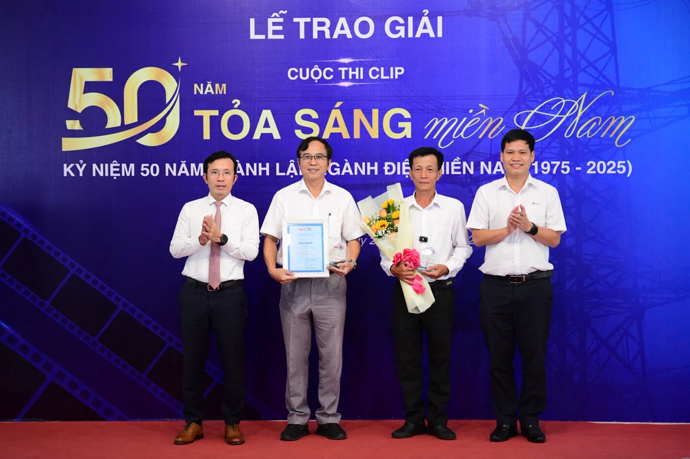 Hơn 1.000 tác phẩm tham dự cuộc thi 50 năm – Tỏa sáng miền Nam