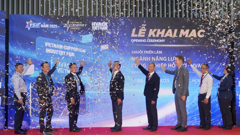 EVNHCMC đồng hành cùng Triển lãm Ngành năng lượng – công nghiệp hỗ trợ - HVCR năm 2025