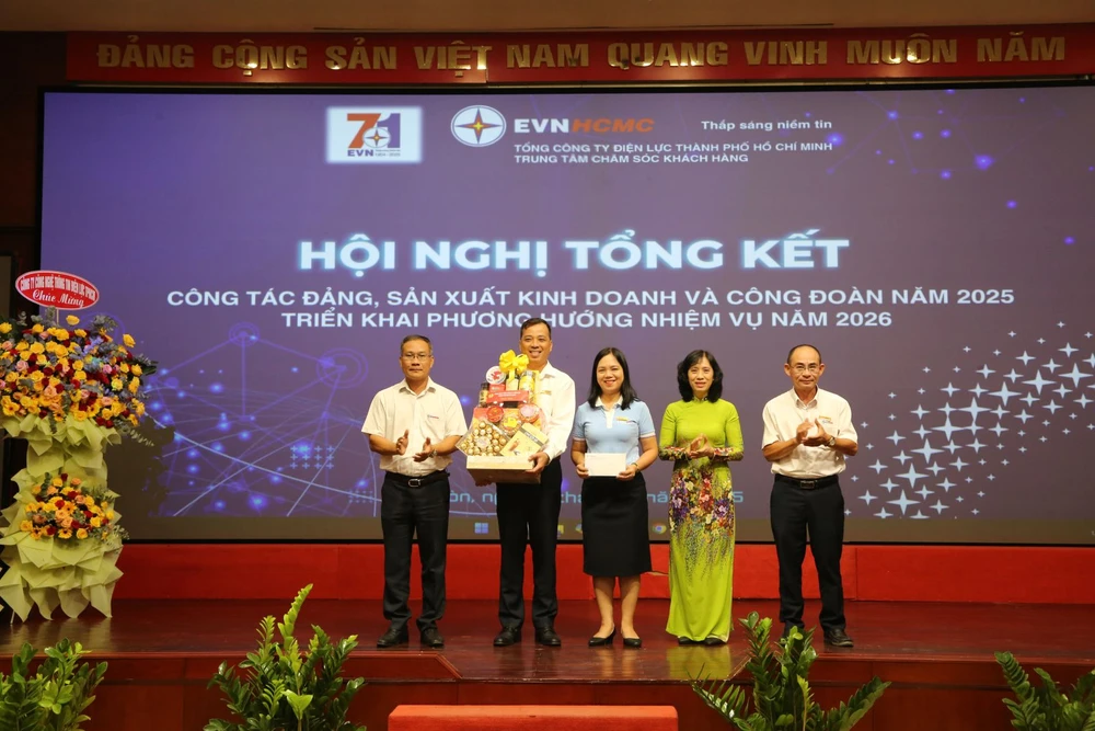 Điện lực TP.HCM đa dạng hóa kênh giao tiếp với khách hàng