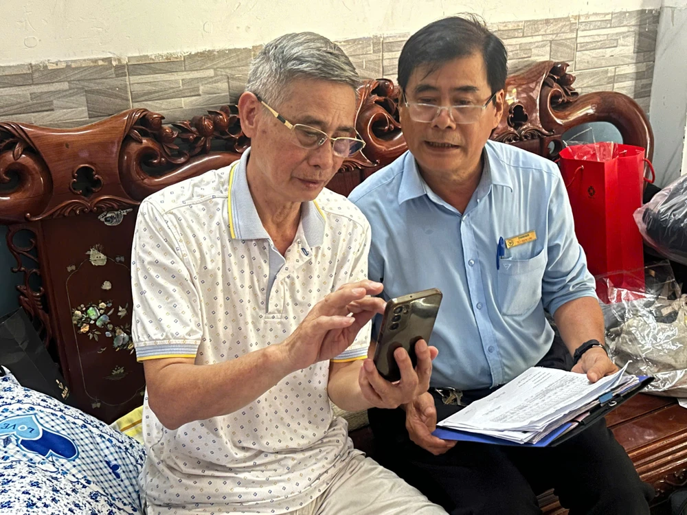 thu-ho-1.jpg