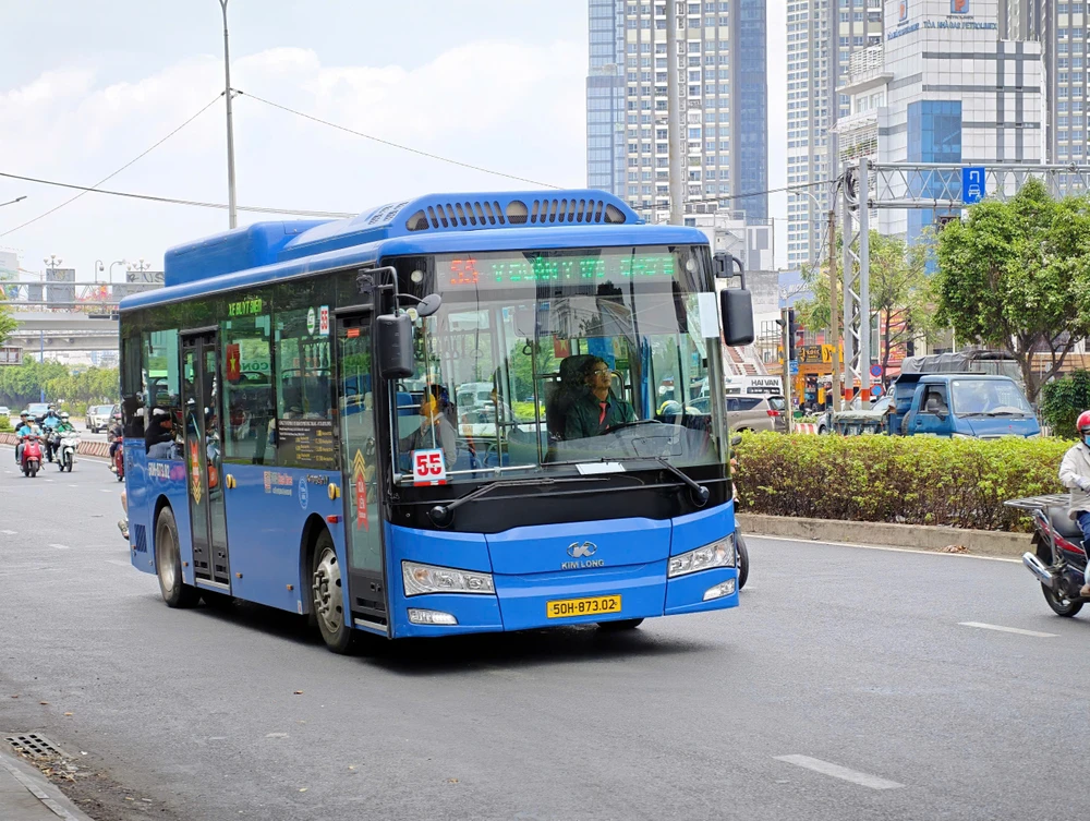 tuyen-xe-buyt-01.jpg
