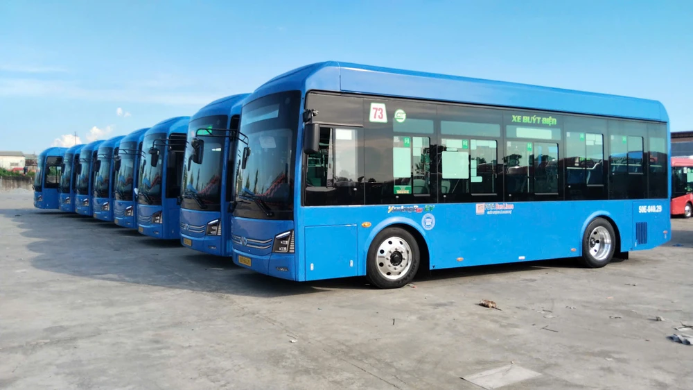 xe-buyt-dien-11.jpg