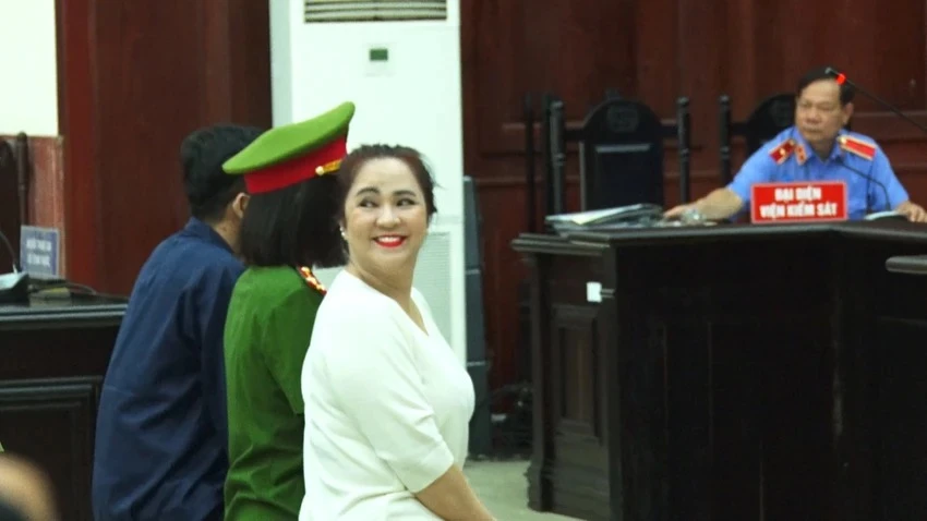 nguyễn phương hằng