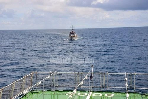 tàu chở phó thủ tướng trịnh đình dũng