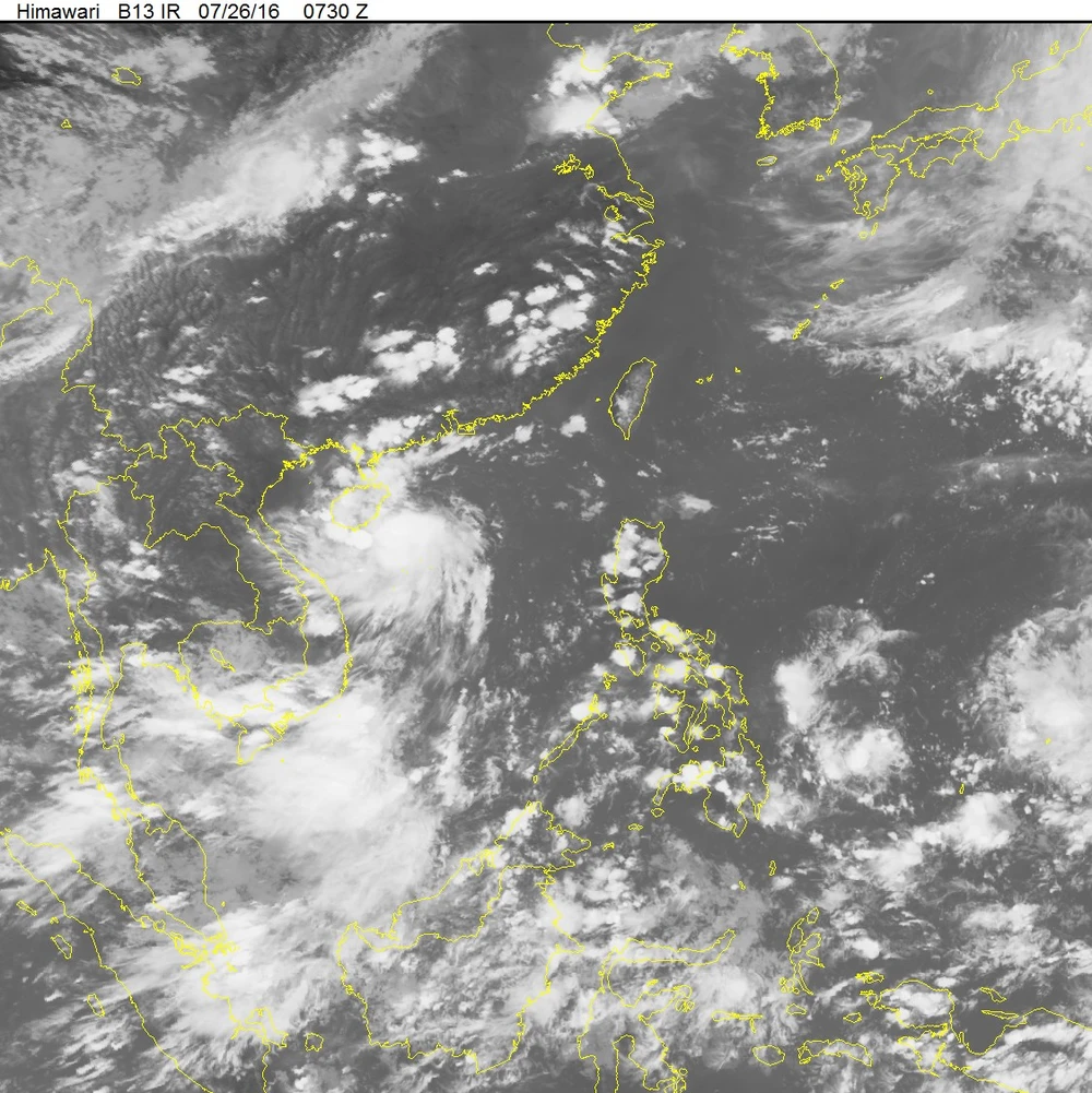 Trong 12 giờ tới, áp thấp nhiệt đới di chuyển theo hướng Tây Tây Bắc, mỗi giờ đi được 15-20km. Ảnh: NCHMF