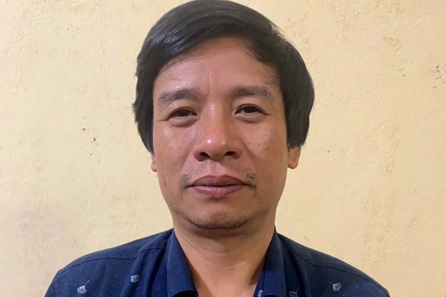 Tạ Quang Trình (41 tuổi), cầm đầu đường dây lô đề bị Công an huyện Như Xuân tạm giữ. Ảnh: Công an cung cấp Tạ Quang Trình (41 tuổi), cầm đầu đường dây lô đề bị Công an huyện Như Xuân tạm giữ. Ảnh: Công an cung cấp