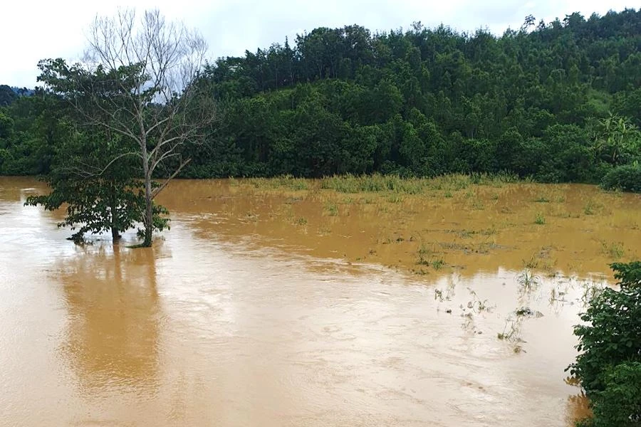 Mưa lũ gây ngập lụt ở huyện Như Xuân. Ảnh: Đ.T