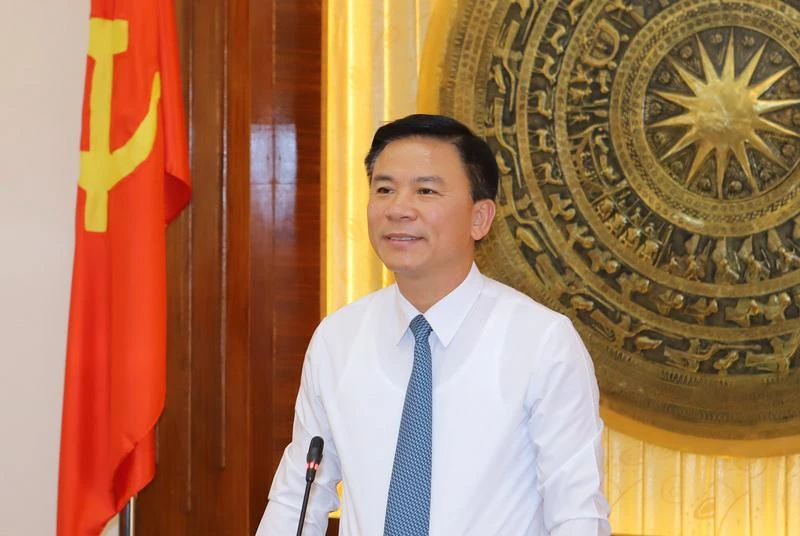 Bí thư Tỉnh ủy Thanh Hóa Đỗ Trọng Hưng đề nghị các cán bộ được bổ nhiệm lấy hiệu quả công việc làm mục tiêu phấn đấu. Ảnh: H.T