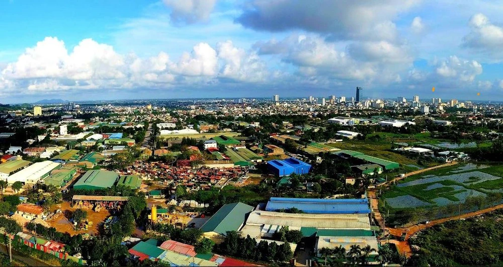 KCN Tây Bắc Ga có khoảng 100 doanh nghiệp đang hoạt động, tuy nhiên chủ yếu là các doanh nghiệp sản xuất khô, không có nước thải công nghiệp.