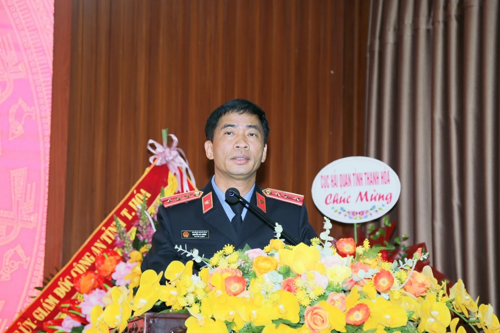 Ông Nguyễn Duy Giảng, Phó Viện trưởng VKSND tối cao phát tại buổi lễ trao quyết định cho Tân Phó Viện Trưởng VKSND tỉnh Thanh Hóa. Ảnh: ĐT