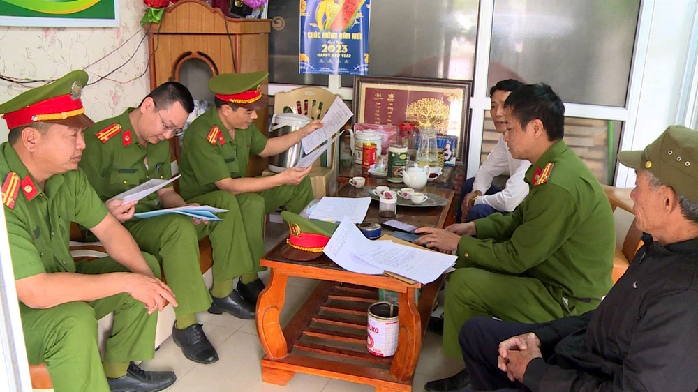 Công an Thanh Hóa kiên quyết xử lý khi phát hiện các vi phạm đối với cơ sở cầm đồ cho vay. Ảnh: CATH