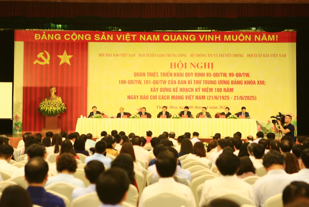 Hội nghị quán triệt, triển khai các quy định mới của Ban Bí thư Trung ương Đảng Khóa XIII. Ảnh: ĐẶNG TRUNG Hội nghị quán triệt, triển khai các quy định mới của Ban Bí thư Trung ương Đảng Khóa XIII. Ảnh: ĐẶNG TRUNG