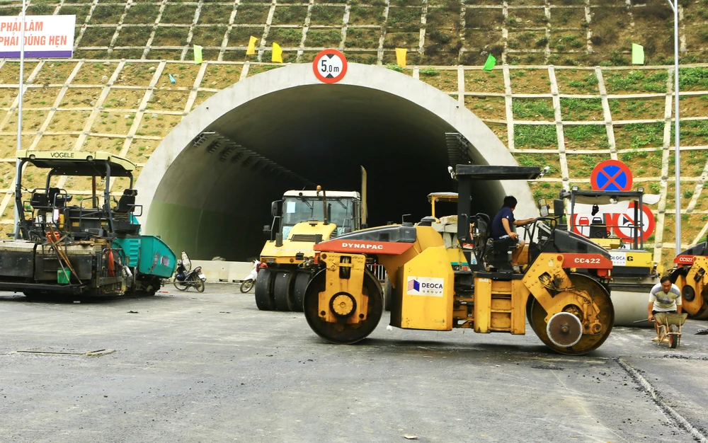 Cao tốc Bắc Nam đoạn Mai Sơn – Quốc lộ 45 thông xe 30-4