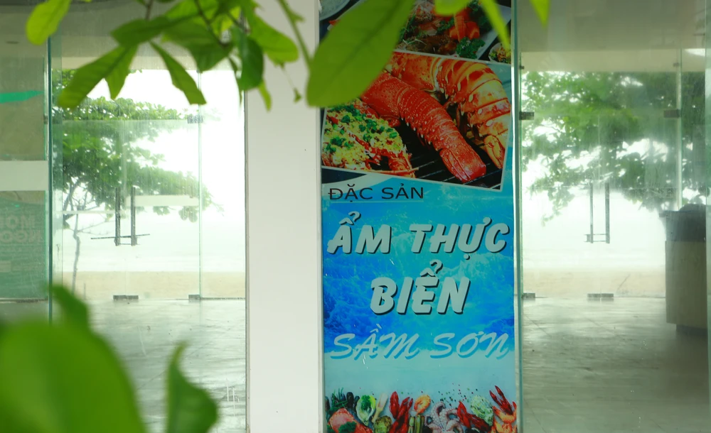 Những Hubway ở Sầm Sơn đang được thành phố dọn dẹp sạch sẽ trước ngày khai mạc du lịch biển Sầm Sơn.. ẢNh: ĐẶNG TRUNG