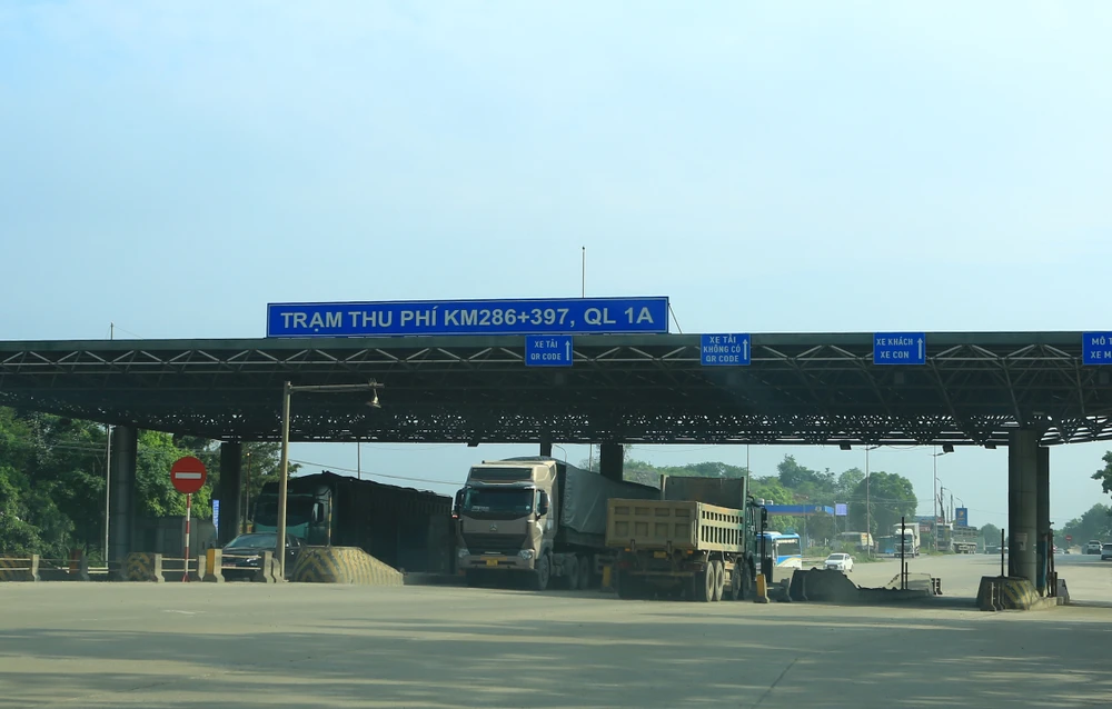 Trạm thu phí Bỉm Sơn, Thanh Hóa (thuộc Dự án xây dựng quốc lộ 1 đoạn tránh TP Thanh Hóa - tuyến tránh phía Đông) được đầu tư theo hình thức Hợp đồng BOT và đặt tại Km286+397 Quốc lộ 1A (đoạn qua địa phận phường Bắc Sơn, TX Bỉm Sơn).