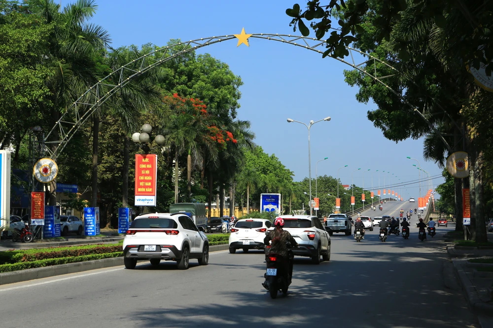 Đại lộ Lê Lợi, TP Thanh Hóa. Ảnh: ĐẶNG TRUNG