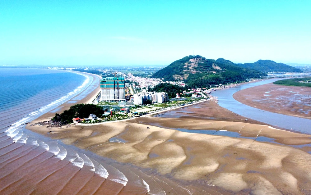 Kỳ Họp-HĐND-Tỉnh Thanh Hóa-Thu Ngân Sách Nhà Nước-Biển Hải Tiến