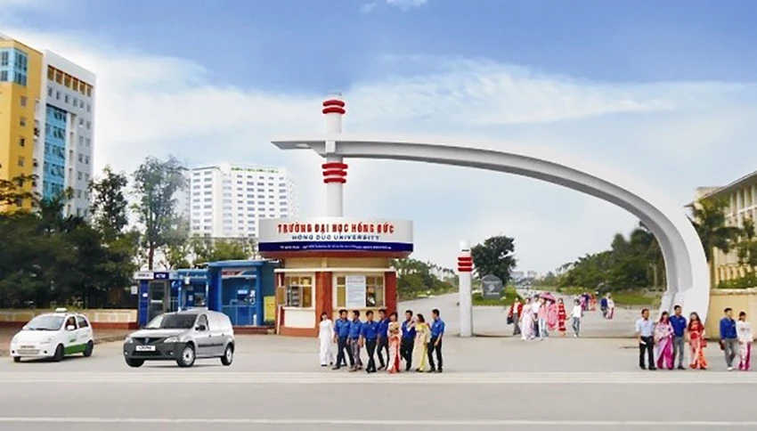 Trường Đại học Hồng Đức (Thanh Hóa) nơi xảy ra vụ trộm cắp sản hi hữu. Ảnh: CTV Trường Đại học Hồng Đức (Thanh Hóa) nơi xảy ra vụ trộm cắp sản hi hữu. Ảnh: CTV