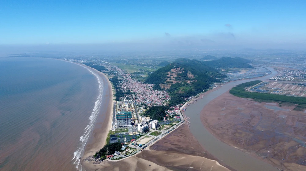 Bien-Hai-Tien-Linh-Truong-Hoang Truong-Thanh-Hoa-19.JPG