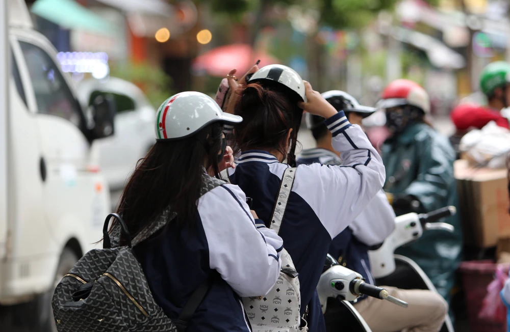 Cận cảnh thanh thiếu niên, học sinh vi phạm giao thông ở Thanh Hóa - 12.JPG