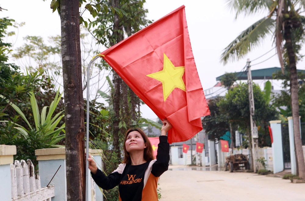 Cận cảnh ngôi làng dân hiến đất mở đường rộng như đô thị - 20.JPG