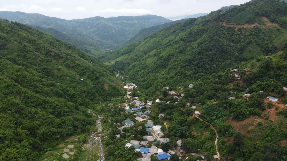 Những cuộc cách mạng ở bản đồng bào Mông – 10.JPG