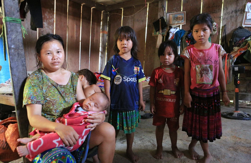 Những cuộc cách mạng ở bản đồng bào Mông-12.jpg