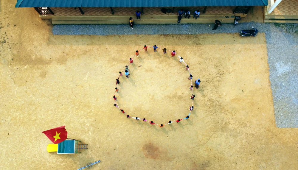 Những cuộc cách mạng ở bản đồng bào Mông – Người Mông ở bản Mùa Xuân - 3.JPG